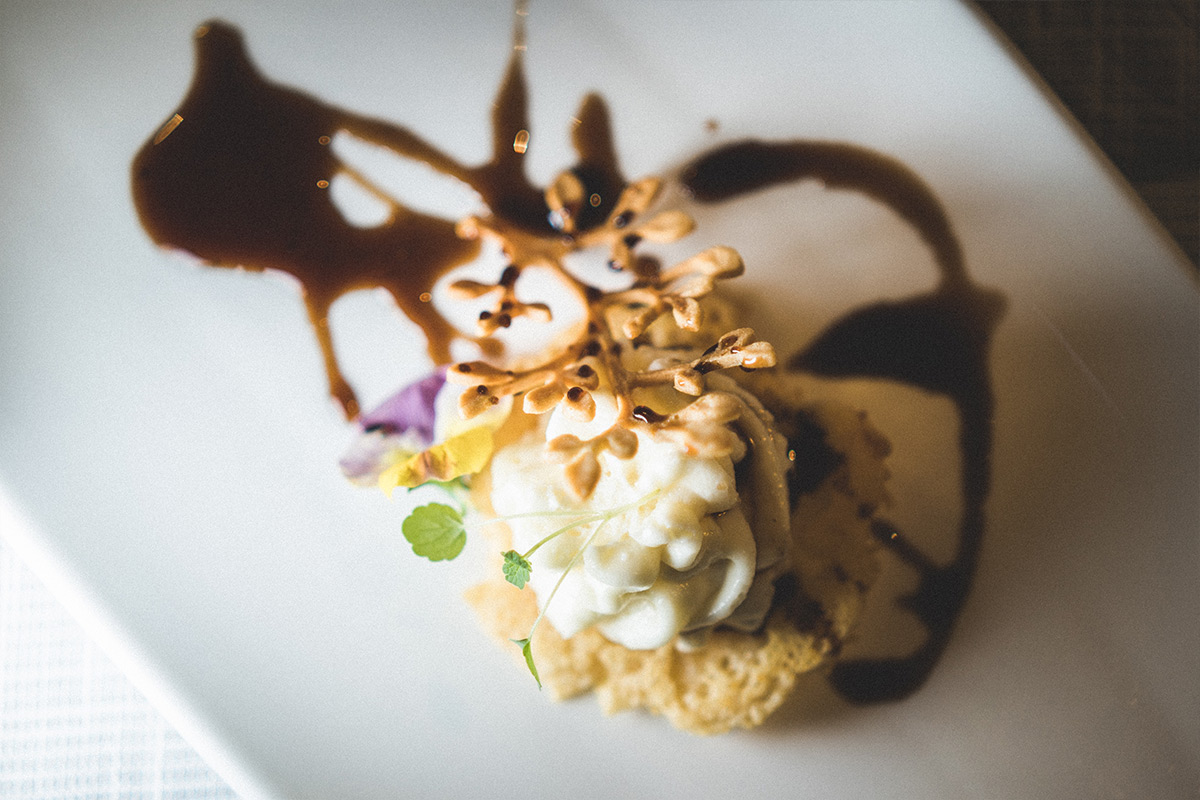 Mousse di Grana Padano Dop 12 mesi e aceto balsamico di Modena &ldquo;Nati per stare insieme&rdquo; sul lago al Belvedere di Torno