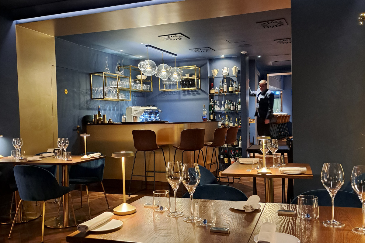 Raw Restaurant: filosofia Kintsugi e attenzione alla materia prima 