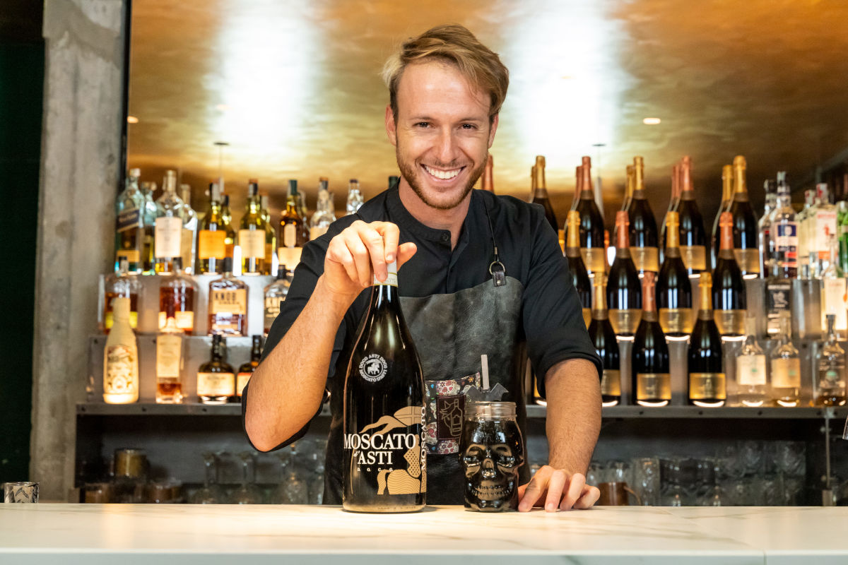 Giorgio Facchinetti, flair bartender e brand ambassador del Consorzio dell’Asti Spumante e del Moscato d’Asti Docg 