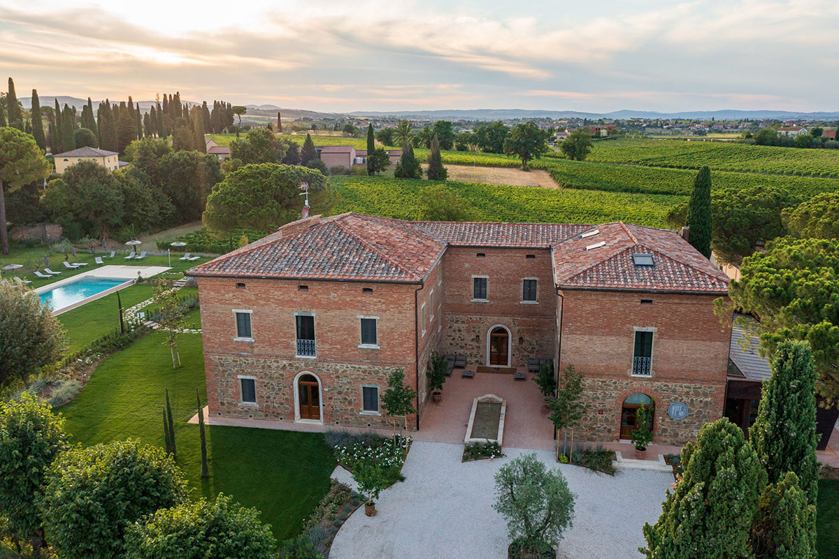 Fattoria Svetoni, il fascino elegante dello stile toscano