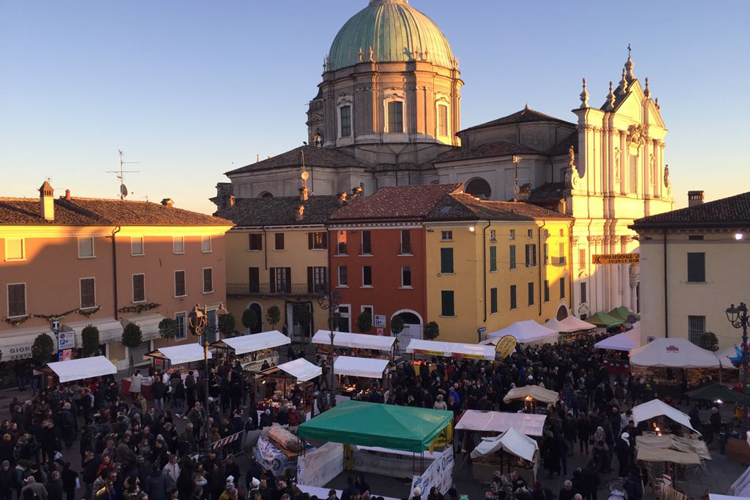 (Fiera di Lonato del Garda 200 espositori al primo evento del 2019)