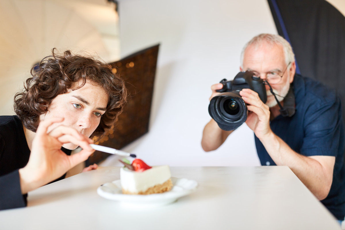 Rendere giustizia ai prodotti è fondamentale e utile per ingolosire il consumatore e invogliare all’acquisto Food Stylist: cosa si nasconde dietro una foto perfetta?