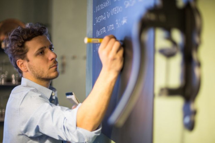 Crisi del pranzo di lavoro a Milano: quali sono le cause e le possibili soluzioni