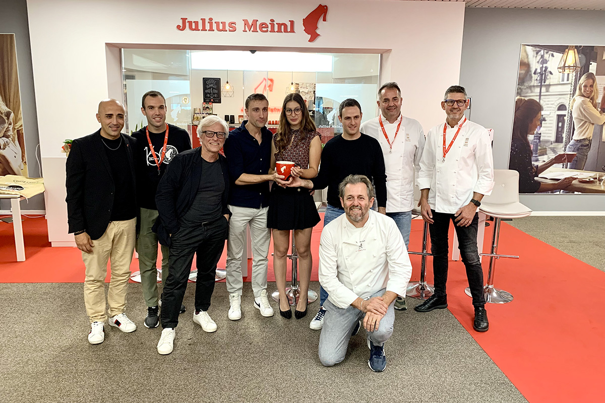 La giuria con al centro i tre vincitori del Julius Meinl Tour Julius Meinl, da 160 anni sempre al vertice