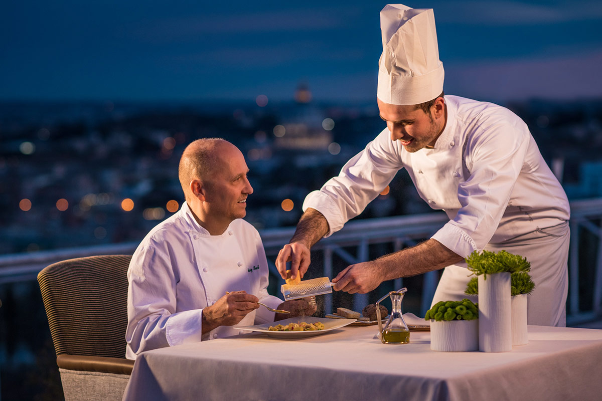Riaprirà il 15 aprile il ristorante La Pergola c'è la data della riapertura del ristorante di Heinz Beck