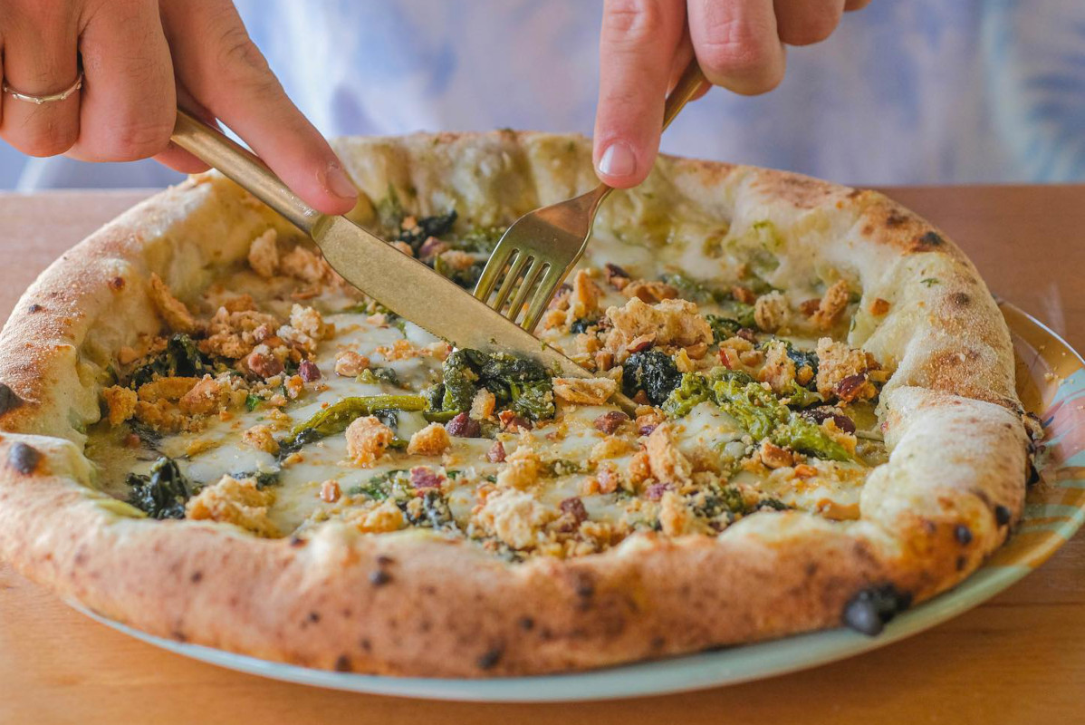 Pizze a regola d'arte Pizza e cocktail ai Campi Flegrei