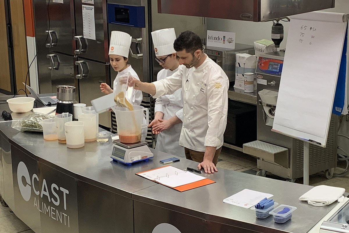 Stefano Guizzetti, quando il gelato diventa gastronomico: masterclass a CastAlimenti