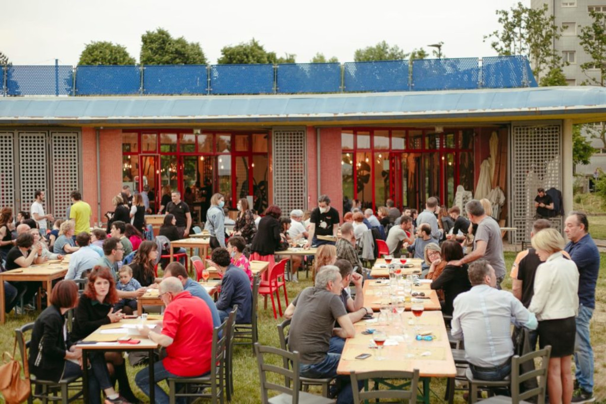 Nove caffetterie sociali a Torino: l’inclusione al bancone del bar