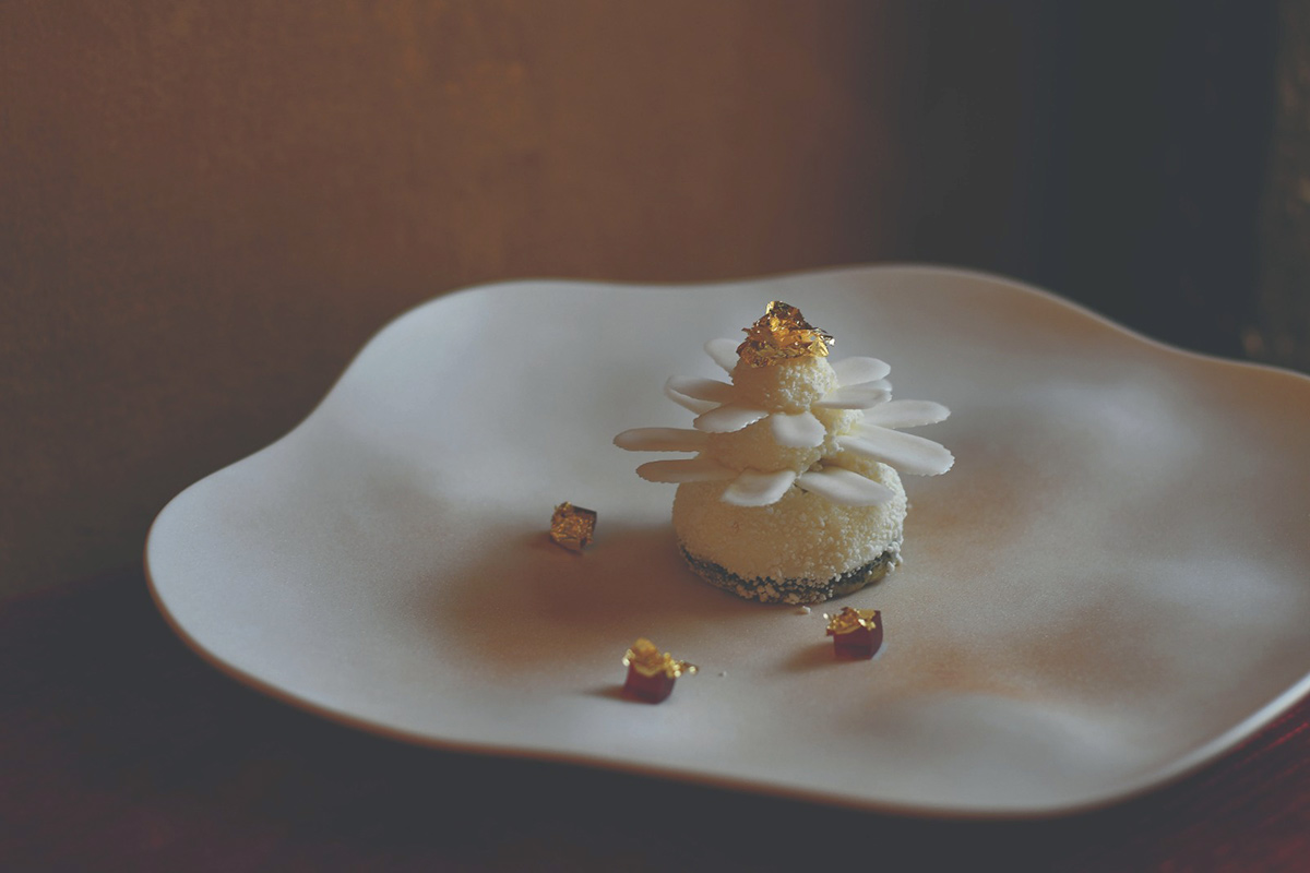 Cura dei particolari a La Loggia Ma dove è finita la torta al ristorante?  I clienti preferiscono la piccola pasticceria…