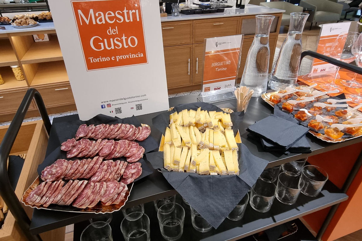 I sapori torinesi sbarcano all'aeroporto con i Maestri del Gusto