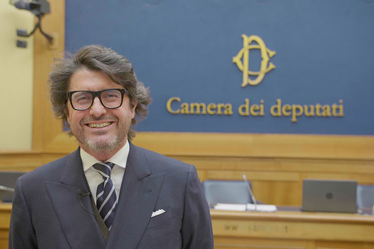 Massimiliano Fabbro Le mense chiedono ascolto: &laquo;Sono a rischio 60mila lavoratori&raquo;