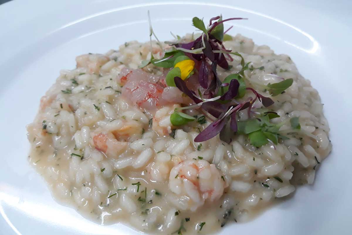 Il piatto forte di Derflingher, il Risotto Vittoria con l'aggiunta del gambero rosso siciliano Matrimonio di gusto: Derflingher e Sorbello protagonisti di un ricevimento siciliano