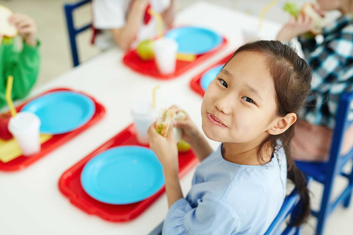 Un potenziamento delle mense scolastiche potrebbe portare a un risparmio di 8,9 miliardi per il Sistema sanitario nazionale Le otto proposte di Elior per l'evoluzione della ristorazione scolastica