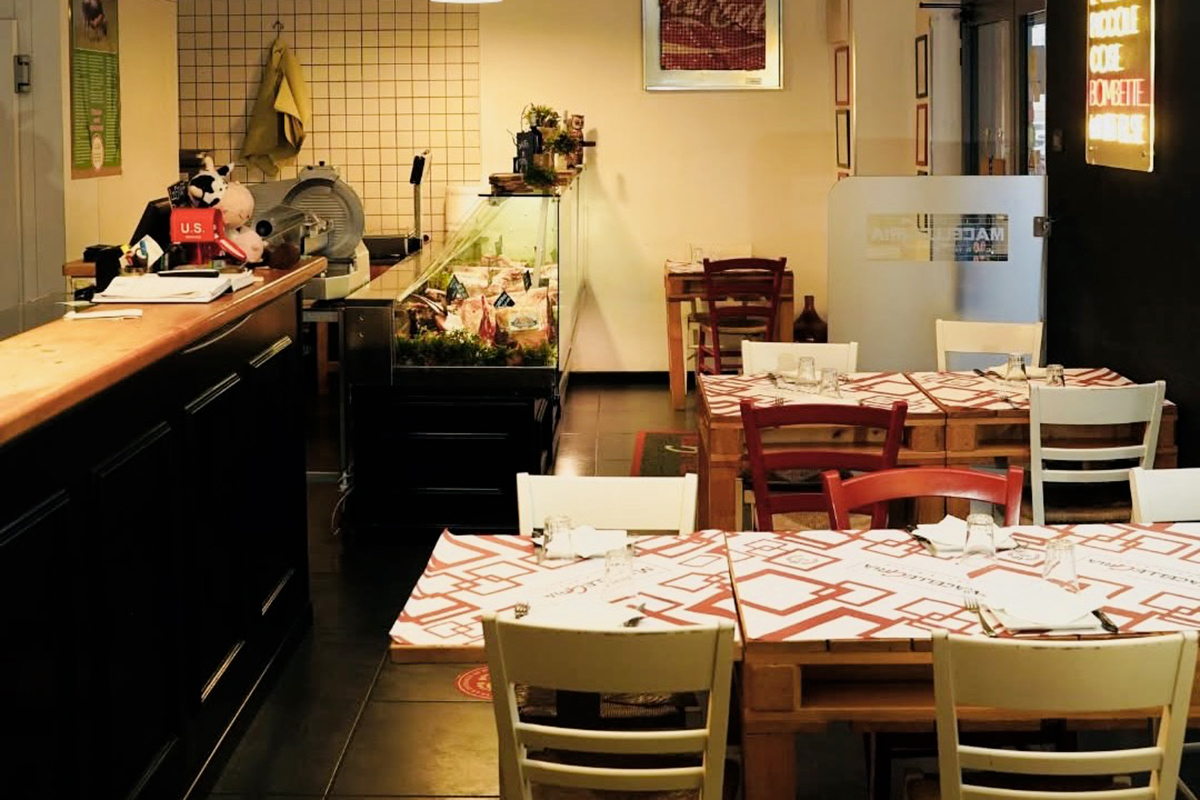 Il ristorante della ex calciatrice Donatella Bova dove la carne gioca in casa Il ristorante della ex calciatrice Donatella Bova dove la carne gioca in casa