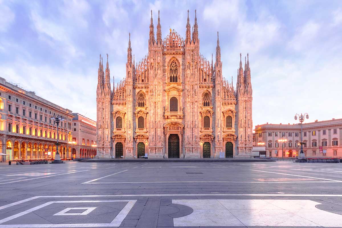 La città di Milano assegnerà il 7 dicembre 15 Medaglie d'Oro, 20 attestati e 5 Medaglie d'Orio alla memoria Ambrogino d'Oro, nella lista dei premiati anche il cuoco Filippo La Mantia