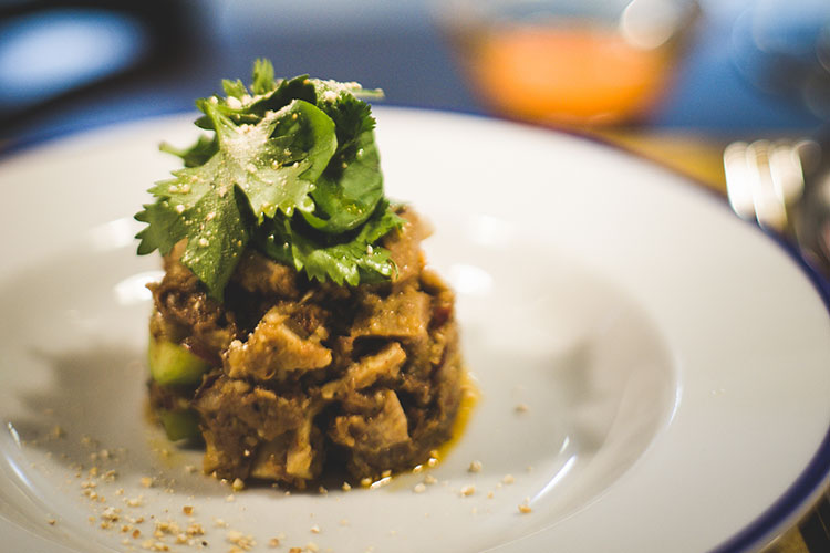 Insalata di trippa e lingua sitle Laab (Milano vs Bangkok Tim Butler nei fuori carta di Trippa)