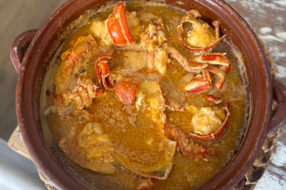 Vacanze a Minorca, i consigli per dormire e mangiare lontano dagli all-inclusive