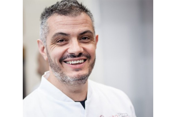 Cristian Zaghini (Riapre la scuola di Molino Grassi Nuovi corsi, dalla pizza al panettone)