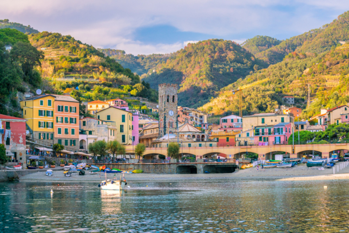 Monterosso nelle Cinque Terre Sostenibilità e territorio: le Cinque Terre puntano sul turismo del vino