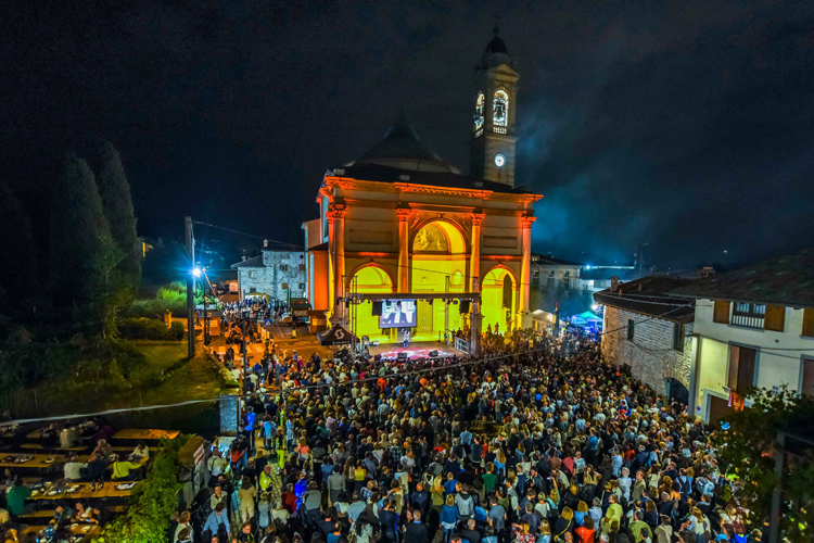 Una recente edizione della festa (foto Alex Persico) (Moscato di Scanzo Quattro giorni di festa a settembre)