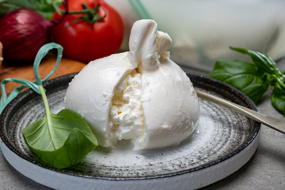 Mozzarella la più taroccata al mondo I top ten del tarocco italiano valgono 100 miliardi