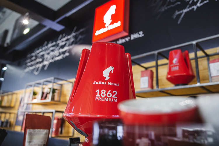 (Il nuovo elegante pack di Julius Meinl 1862 Premium)