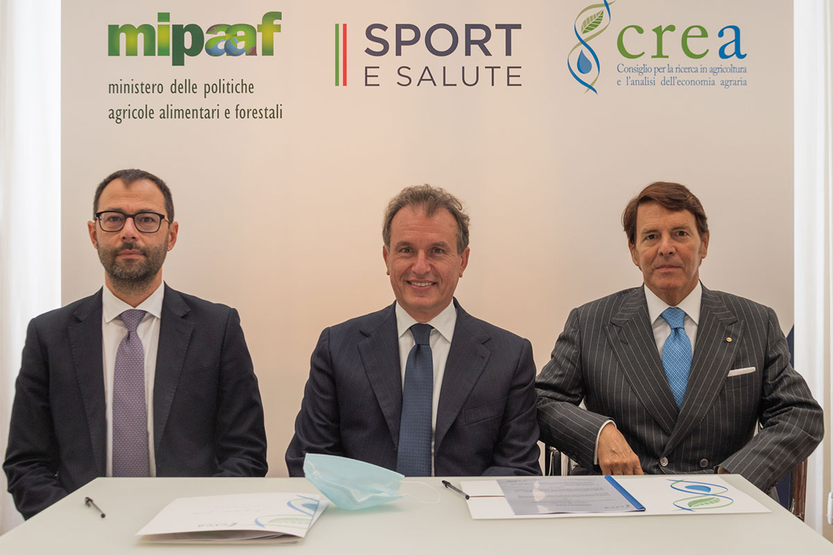 La firma dell'accordo Crea e Sport e Salute: un patto per combattere l'obesità infantile