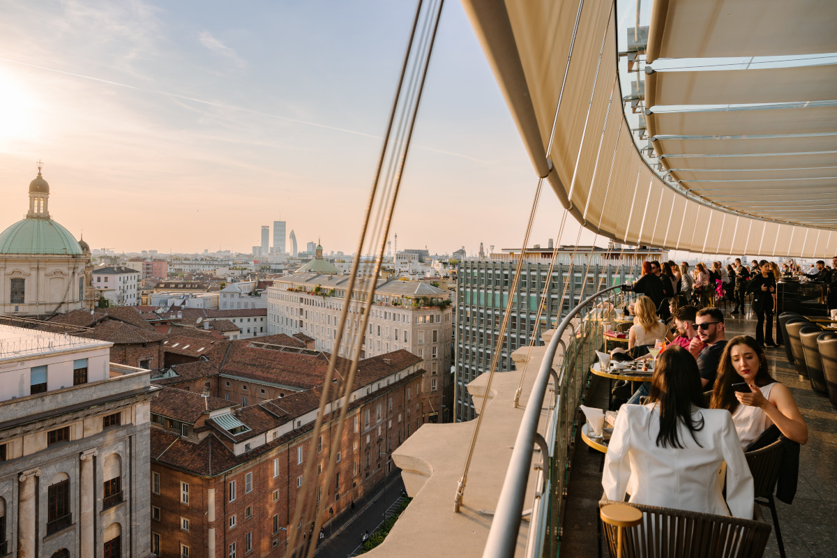 The Roof, una delle terrazze con vista più belle di Milano 