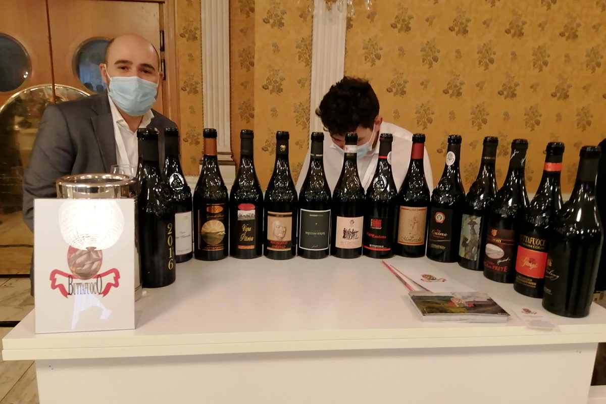 Buttafuoco Storico tra i più acclamati Il giro d'italia dell'Oltrepò Pavese sbarca a Roma per promuovere i propri vini