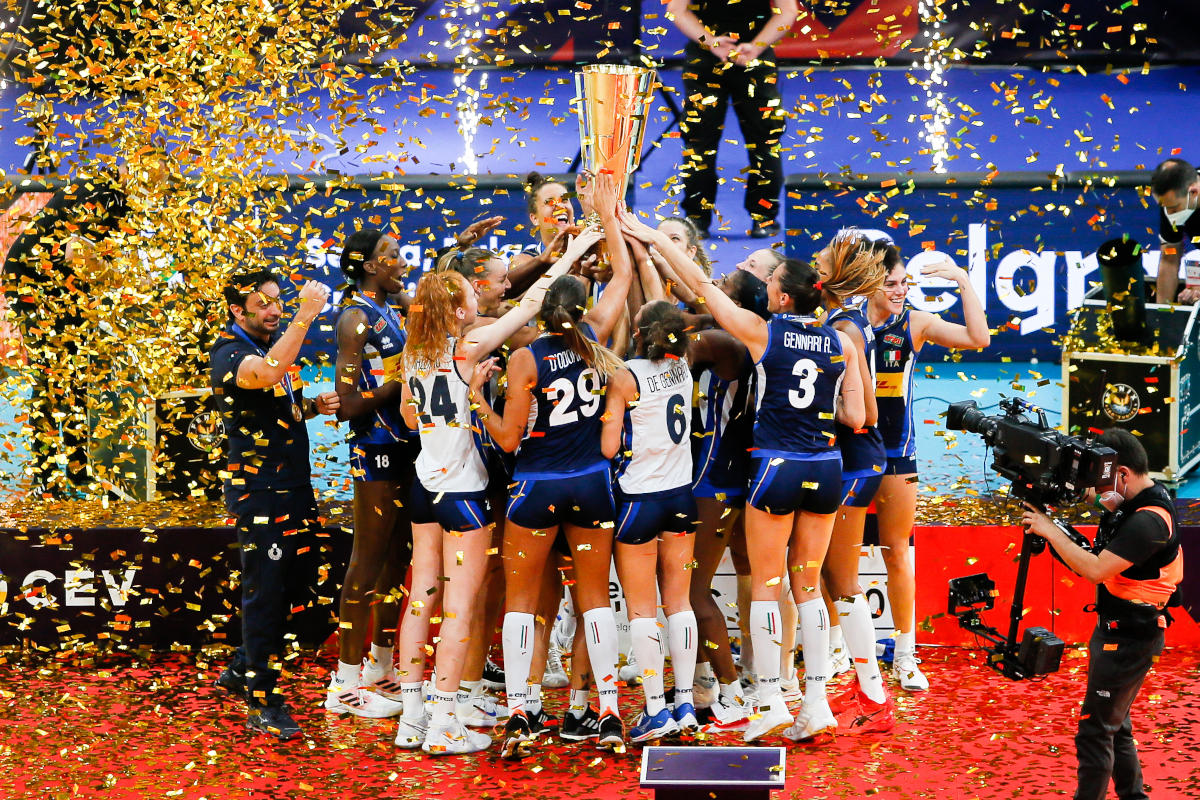 Il Parmigiano Reggiano brinda alla vittoria europei della pallavolo femminile