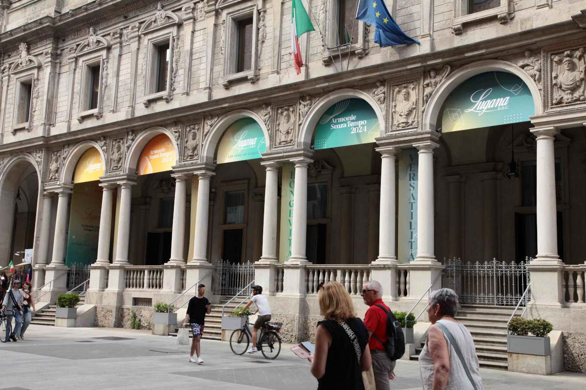 Lugana, un viaggio tra arte, design e vino: a Milano un evento dedicato