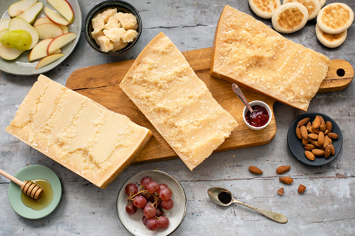 Tre diverse stagionature di Parmigiano Reggiano Gli infiniti utilizzi in cucina di [Parmigiano Reggiano]