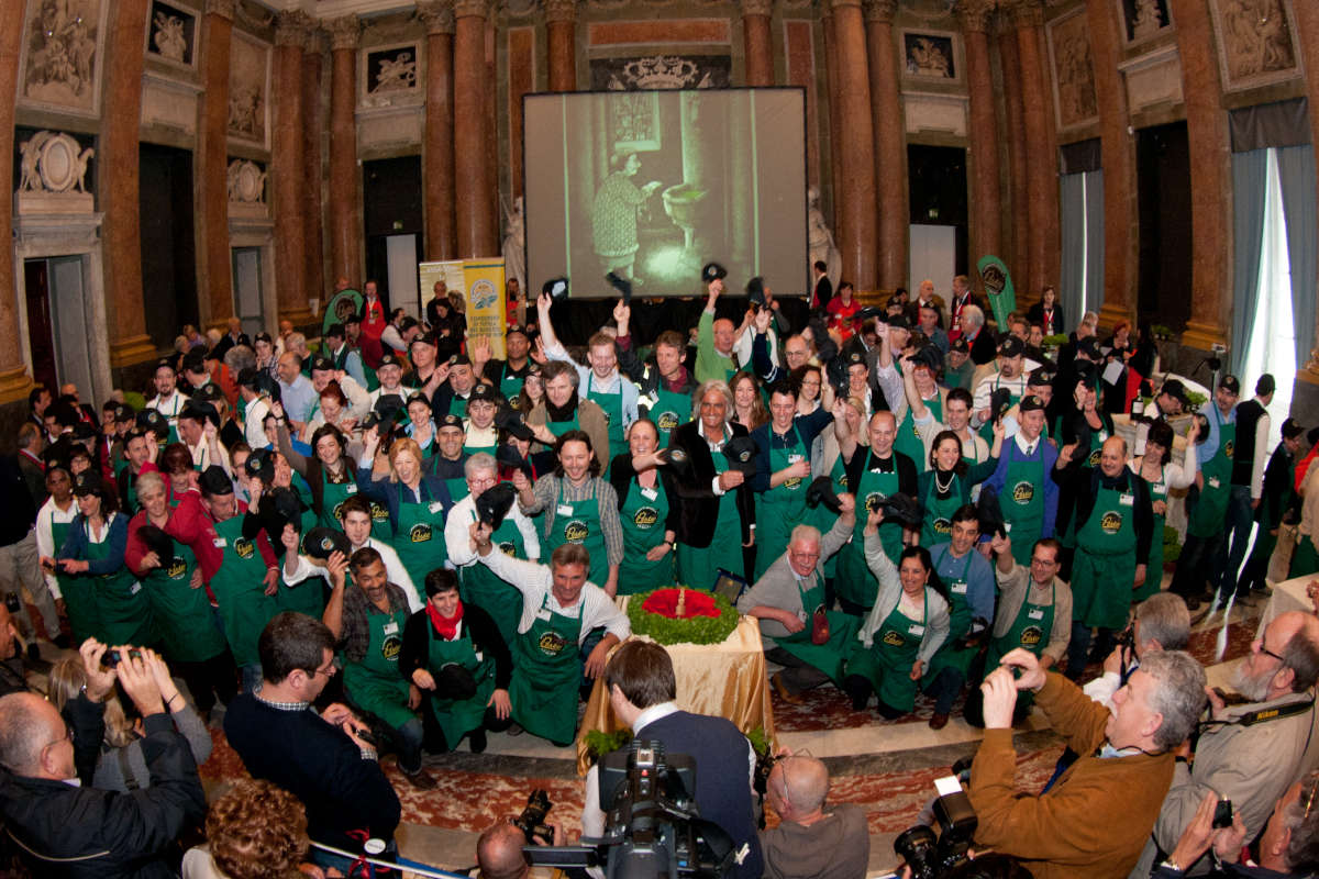 Genova: dal soggiorno nei Rolli fino al Campionato mondiale di pesto al mortaio