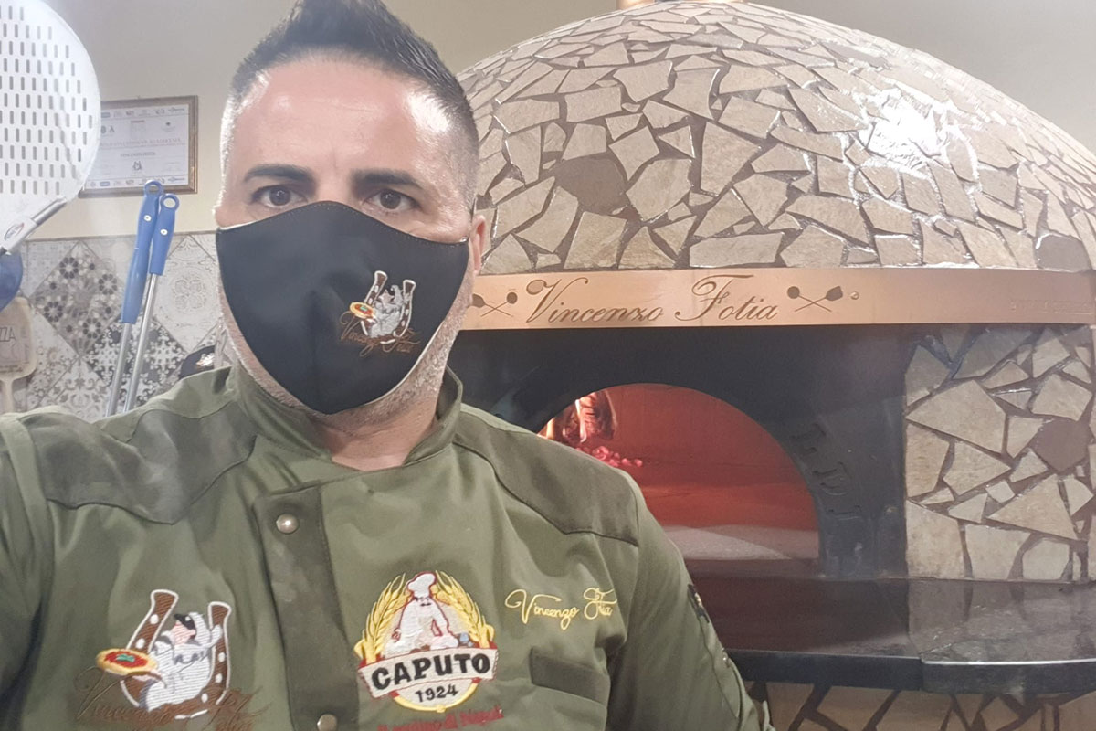 Il pizzaiolo Vincenzo Fotia ha scelto l’alta qualità delle farine Caputo