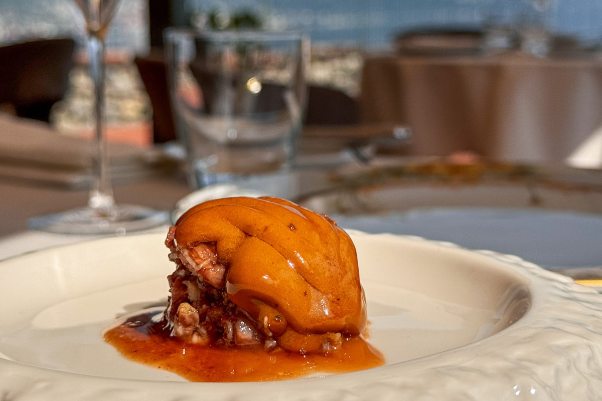 Mirabella Restaurant, fine dining con vista sul lago Mirabella Restaurant, fine dining con vista sul lago