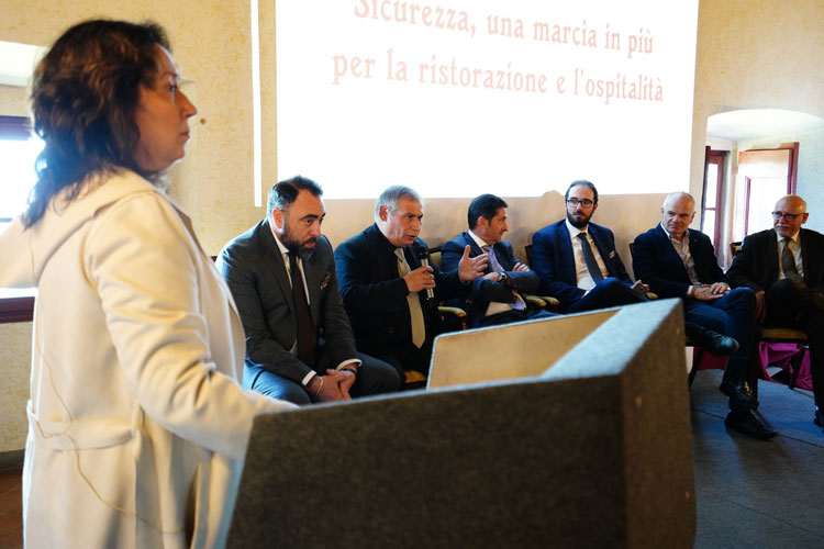 (Premio IaT, sicurezza determinante Ma l'Horeca non sia vessato dalle leggi)