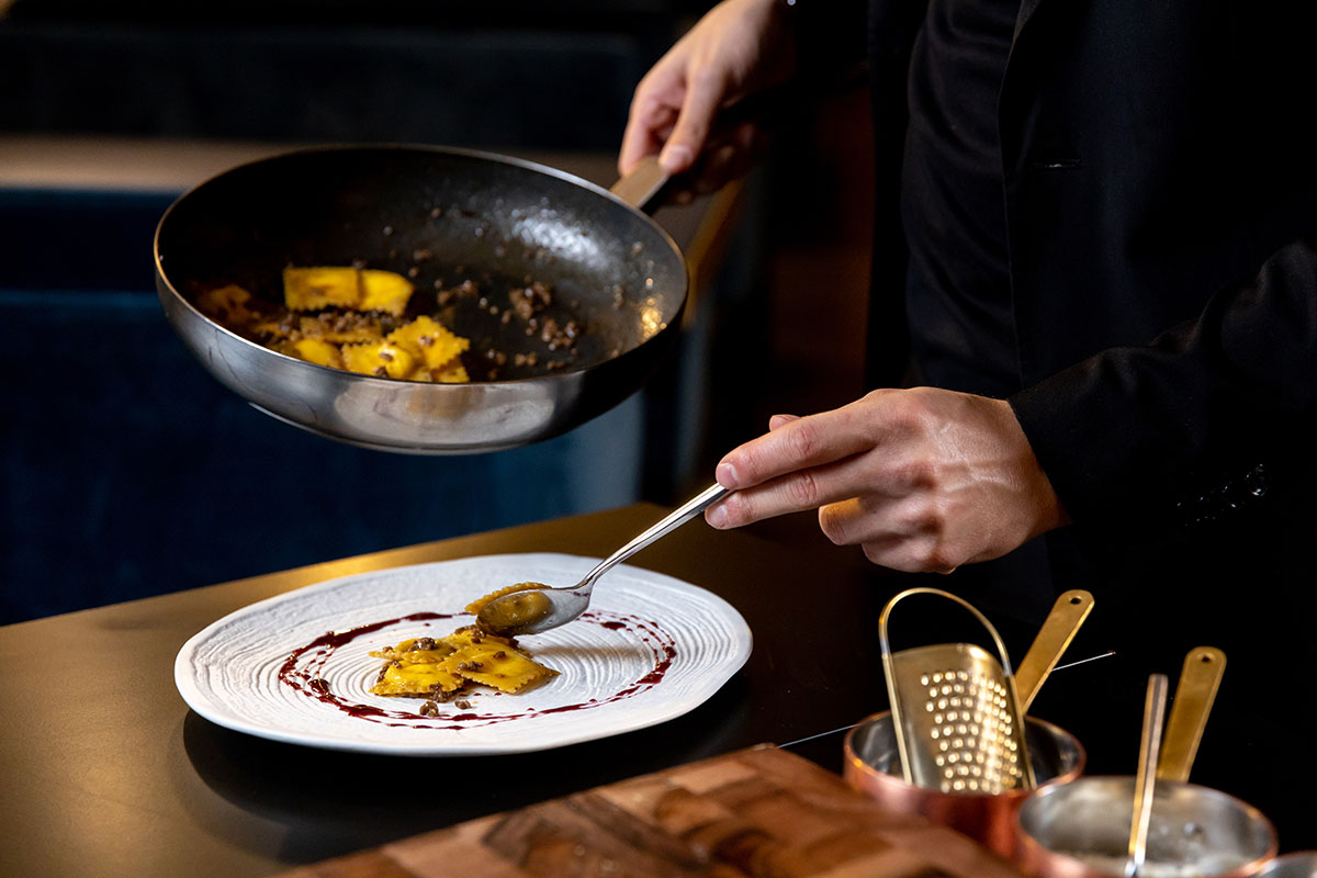 All'Oro, Di Giacinto parte dalla base dei 