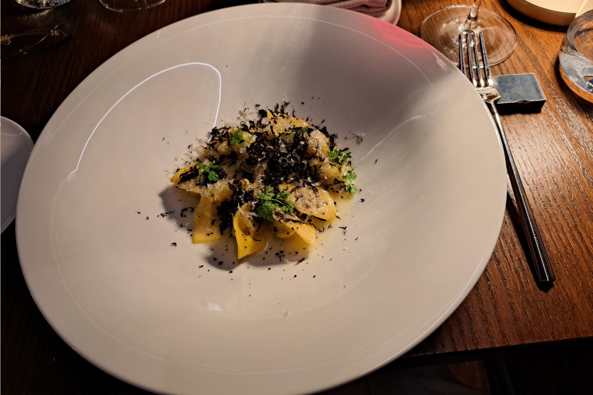 Raw Restaurant: filosofia Kintsugi e attenzione alla materia prima 