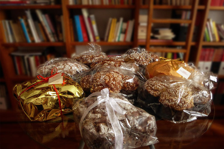 (Re Panettore sbarca a Napoli e punta al riconoscimento Unesco) (Re Panettore sbarca a Napoli e punta al riconoscimento Unesco)