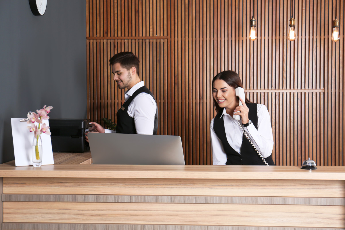 Sei un receptionist e devi presentarti a un colloquio di lavoro? [Ecco cosa fare]