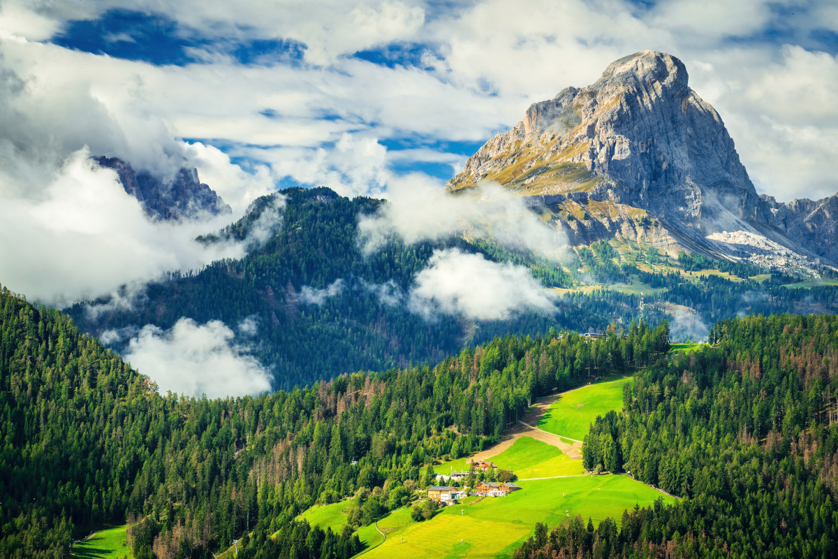 Escursioni nella regione di Lana, tra montagne e natura incontaminata