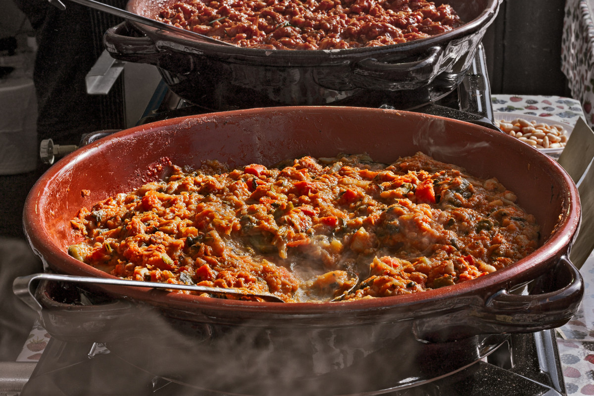 La ribollita toscana A maggio crescono Pil e inflazione, in cucina tornano i piatti del giorno dopo