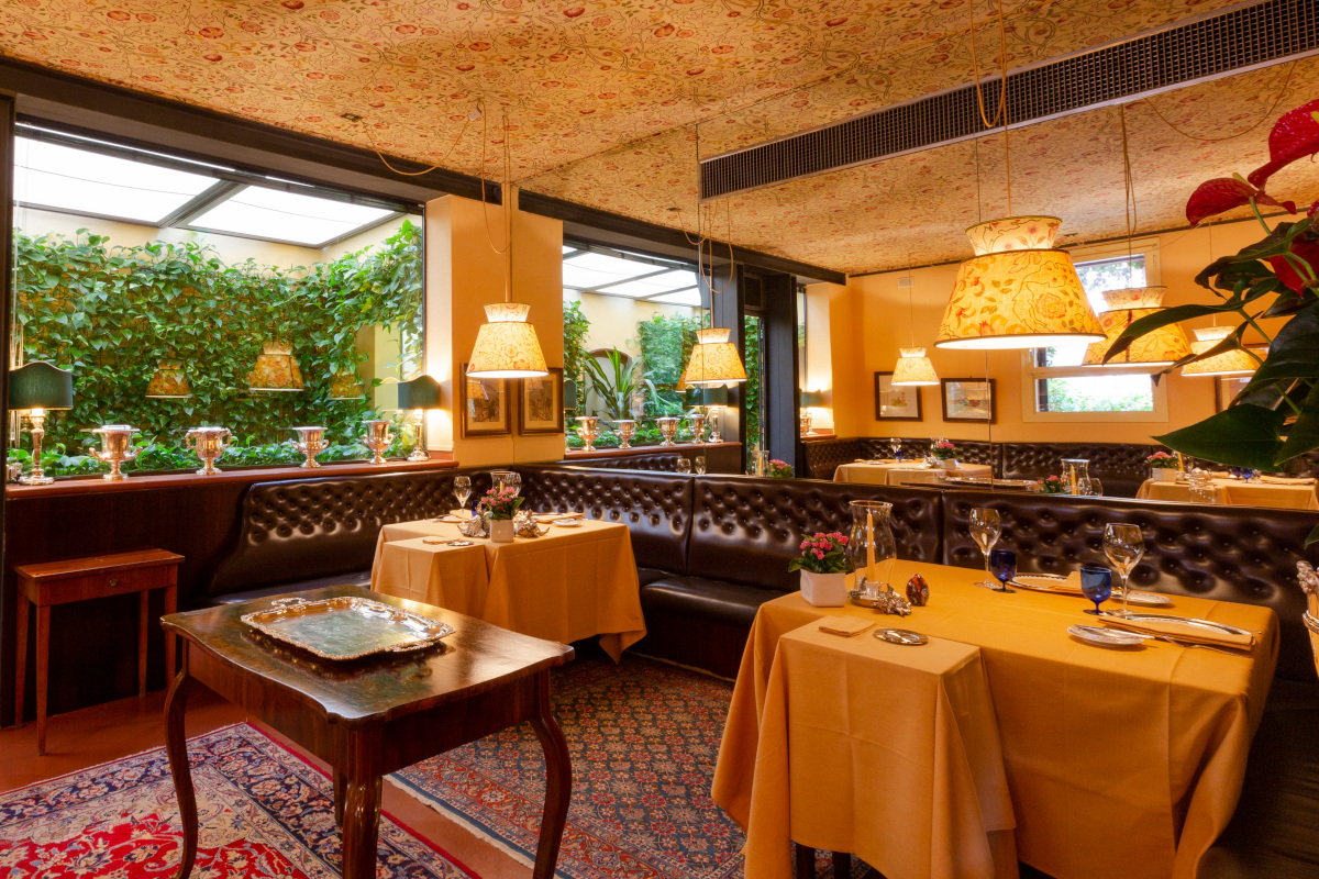 L'interno del San Domenico (foto C. Castelnuovo) Il San Domenico di Imola festeggia 52 anni rinnovando le cucine L'interno del San Domenico (foto C. Castelnuovo) Il San Domenico di Imola festeggia 52 anni rinnovando le cucine