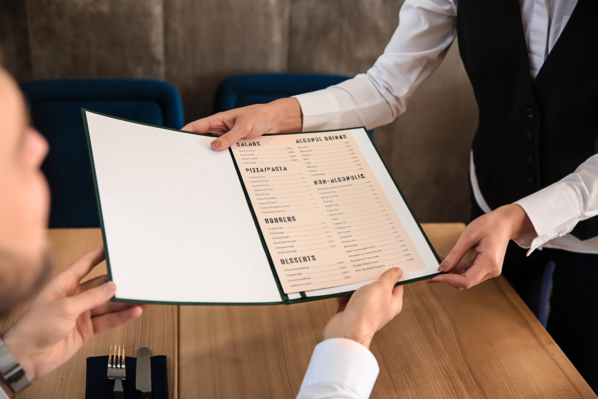 La grafica nel piatto: ecco quanto incide il design di un menu al ristorante