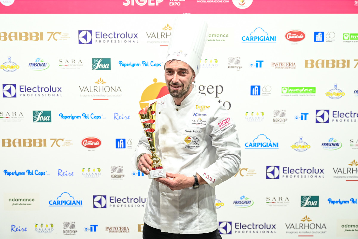 Rosario Nicodemo&nbsp; Rosario Nicodemo vince il Sigep Gelato d'Oro e va agli Europei