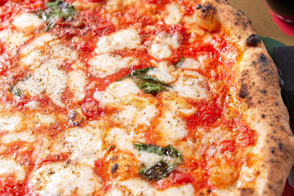 A Napoli conquista la pizza contemporanea dei fratelli Salvo