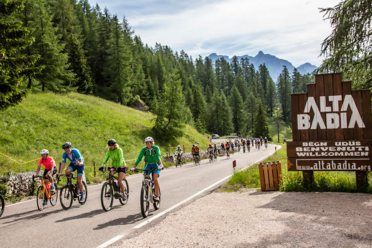 Grande entusiasmo al 15° Sellaronda Bike Day