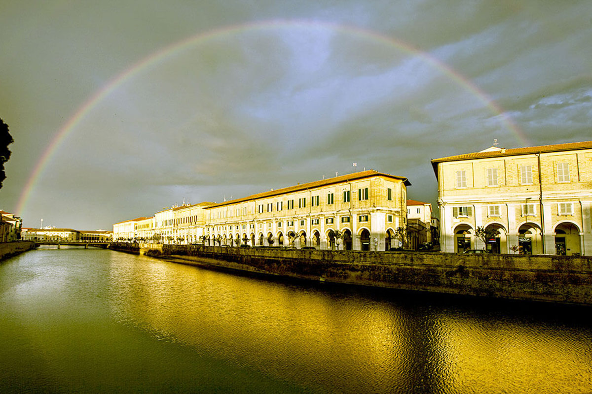 Senigallia, Portici Ercolani (credito foto: feelsenigallia.it) Senigallia polo europeo della formazione professionale per il turismo