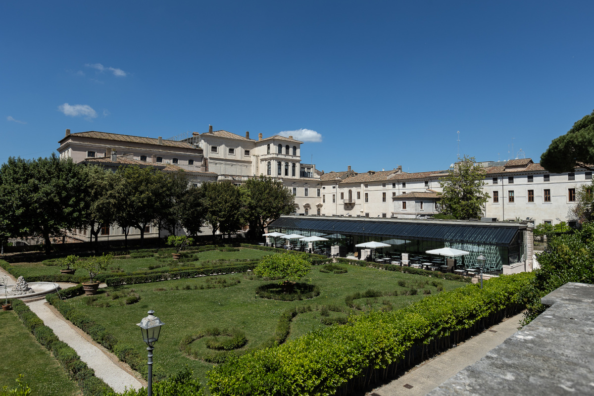 Serre Barberini: un'oasi verde nel cuore di Roma, tra arte e gusto