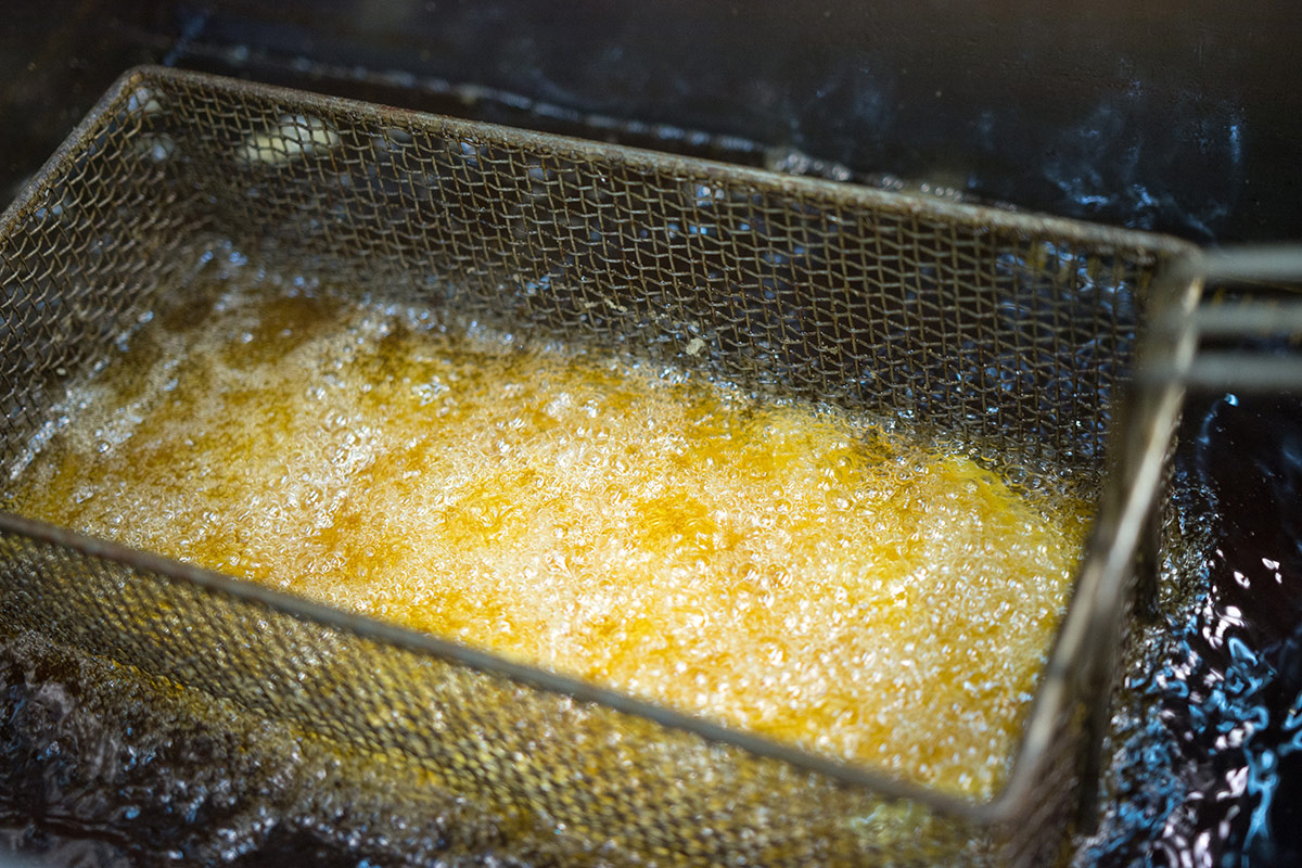 Frittura professionale: tecniche, strumenti e metodologie per un risultato perfetto